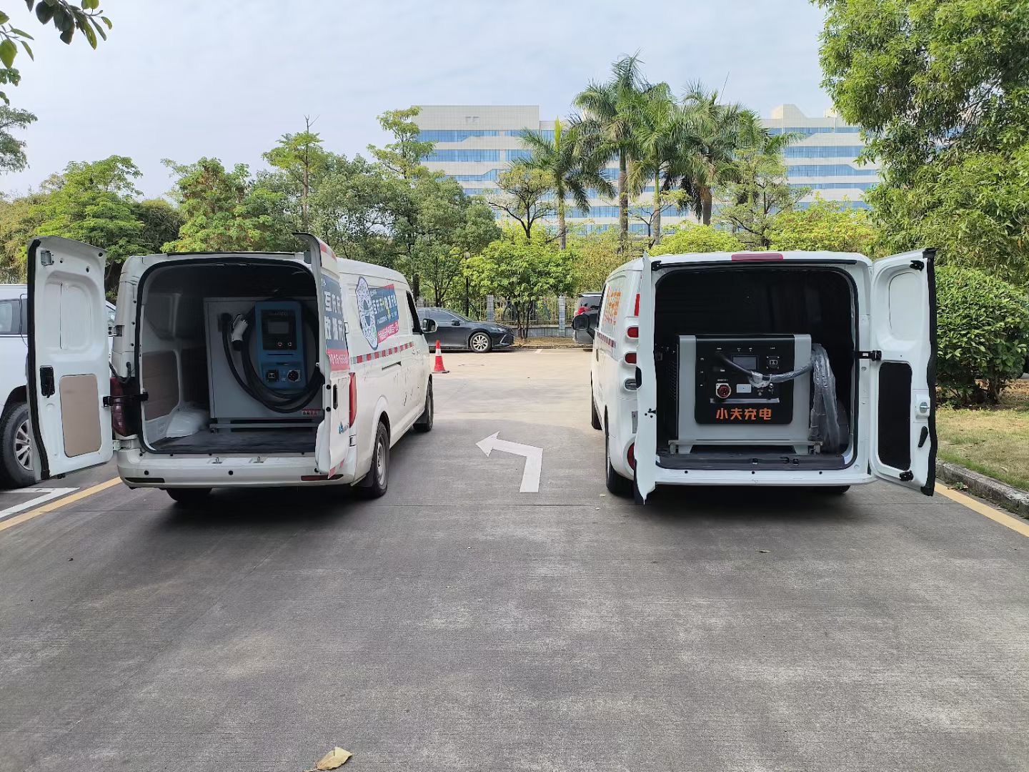 65kwh 171kwh EV mobile charging station