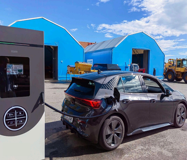 AC vs. DC Charging: Fueling Your Electric Vehicle
